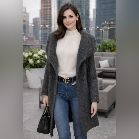 Aritzia Sweaters - Aritzia Gray Wool Blend Cardigan – Size XXS – Mohair & Wool Mix (Preloved)